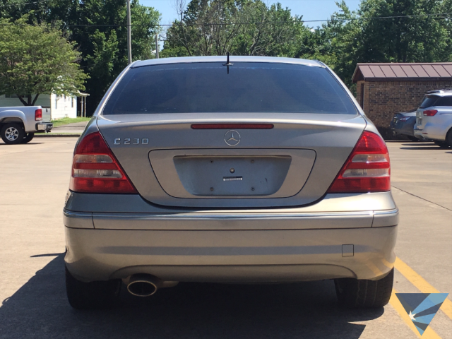 2007 Mercedes rear view